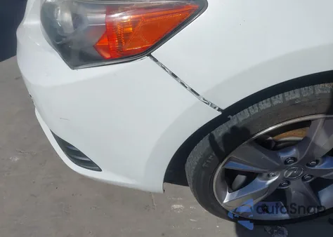 2014 Acura Ilx 2.0L z USA, uszkodzony, nr VIN 19VDE1F73EE011353